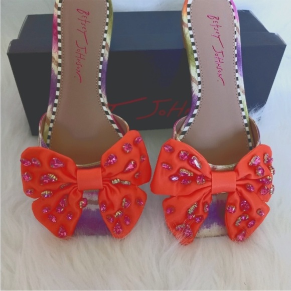 Betsey Johnson Daisyy- R Bow Slide Flat Sandal Women's Size 7.5 M NIB - Picture 2 of 4